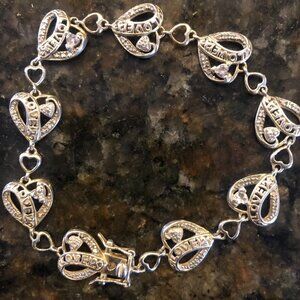 Designer signed DL .925 Sterling Silver Hearts & Love Link Bracelet